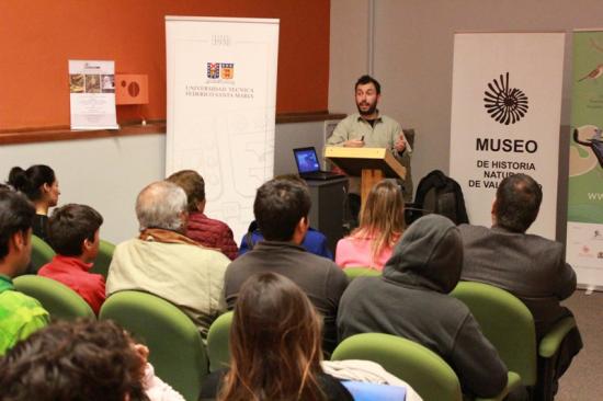 Charla especializada en avifauna “Aves de Valparaíso: Diversidad, Conservación y Potencial en el Turismo Especializado”, a cargo del Ornitólogo, Rodrigo Reyes