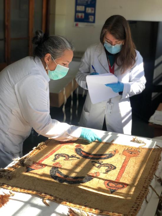 Con todas las medidas de seguridad, la pieza está siendo preparada para sr exhibida en la muestra "Sentido de Nación" en el Museo Histórico Nacional.